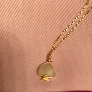 KATE SPADE BLUSH/MULTI “SIGNATURE SPADE” GOLD-TONE MINI PENDANT. NEW WITH TAGS!